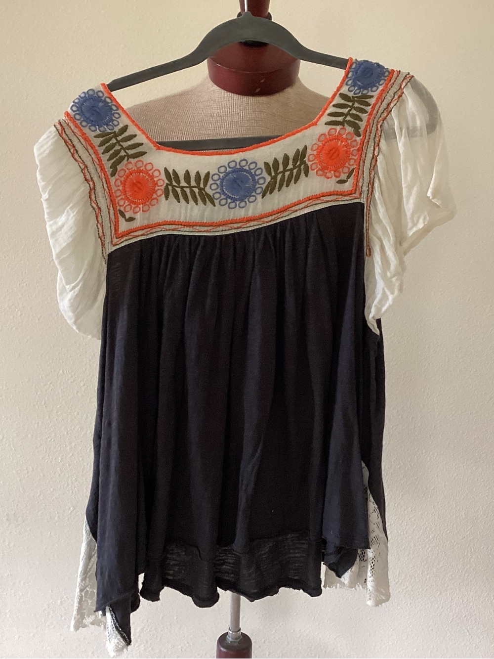 Free People Navy Tunic with White Sleeves and Colorful Embroidery - Picture 4 of 5